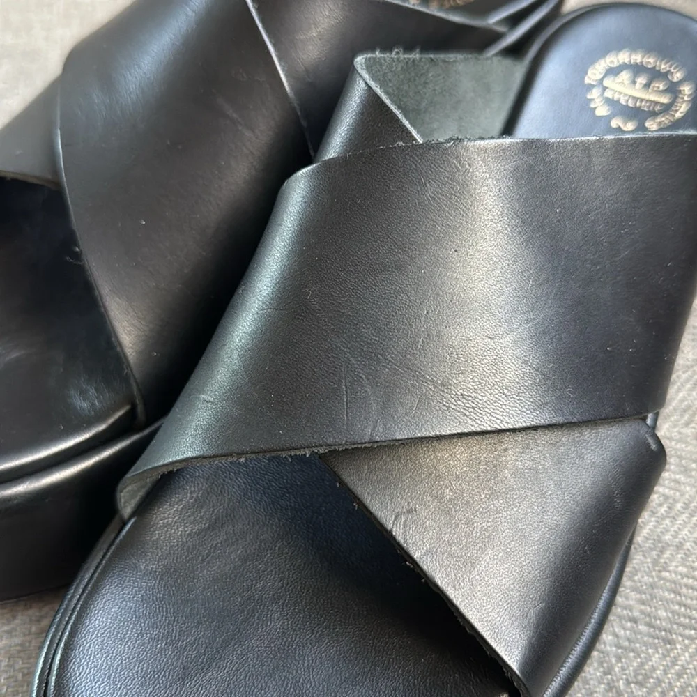 Women's Black Platform Slide Sandals